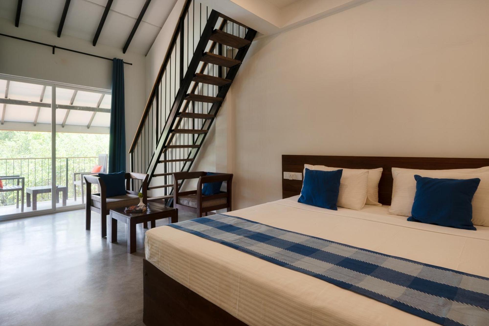 Lario Resort 시기리야 외부 사진