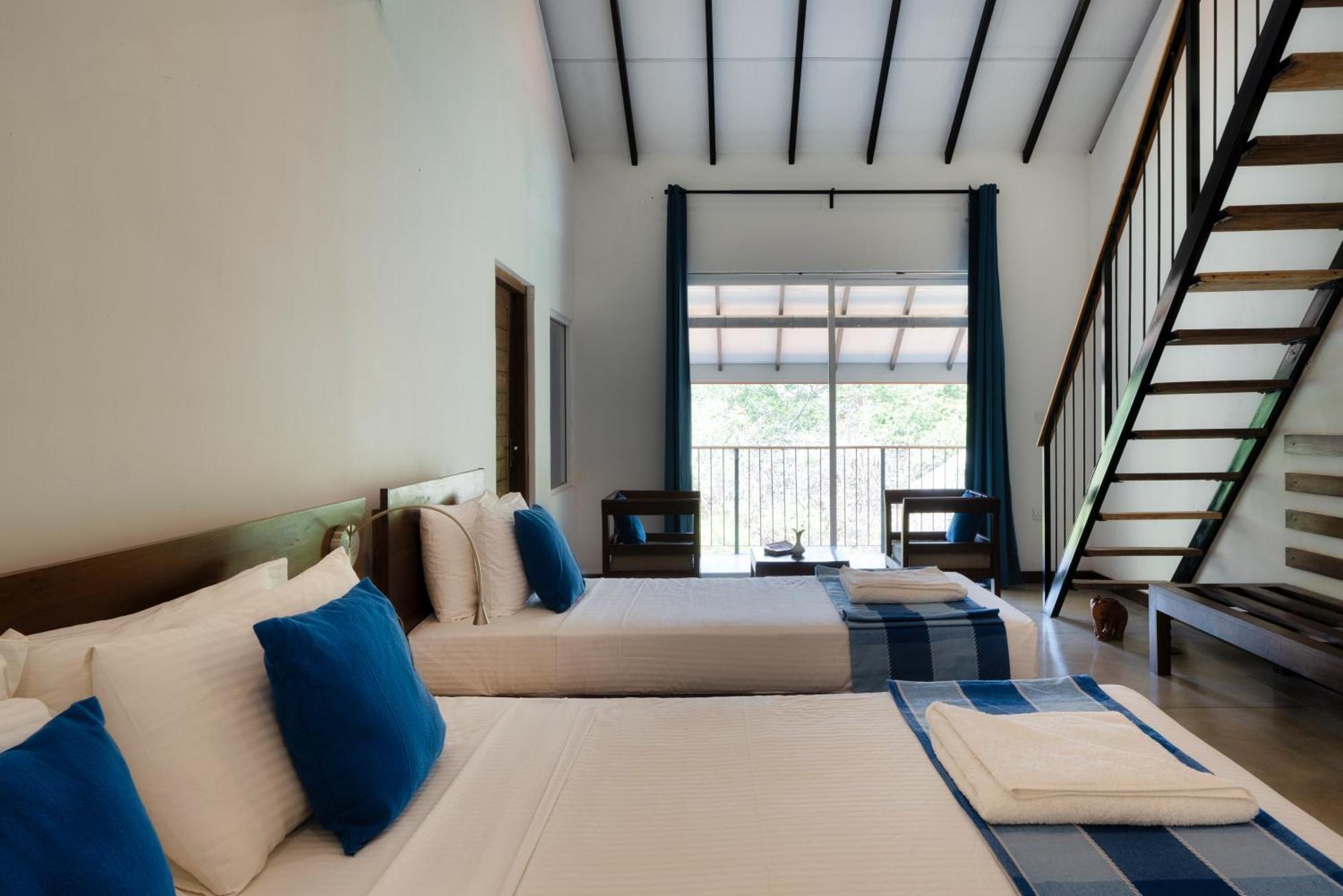 Lario Resort 시기리야 외부 사진